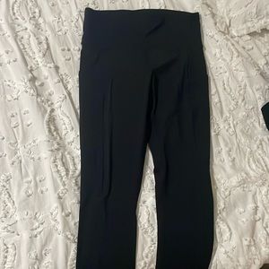 lululemon fast and free black size 6: 25 in inseam black with pockets
